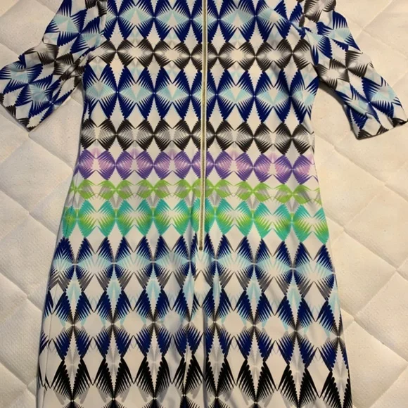 Dress - Picture 3 of 3